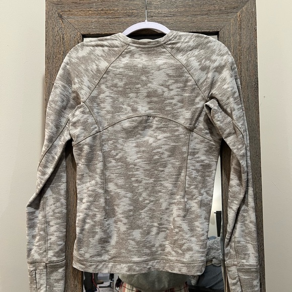 Lulul It’s Rulu Run Long Sleeve - Picture 3 of 5